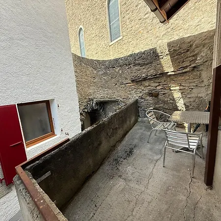 - Crans-montana Daire Lens